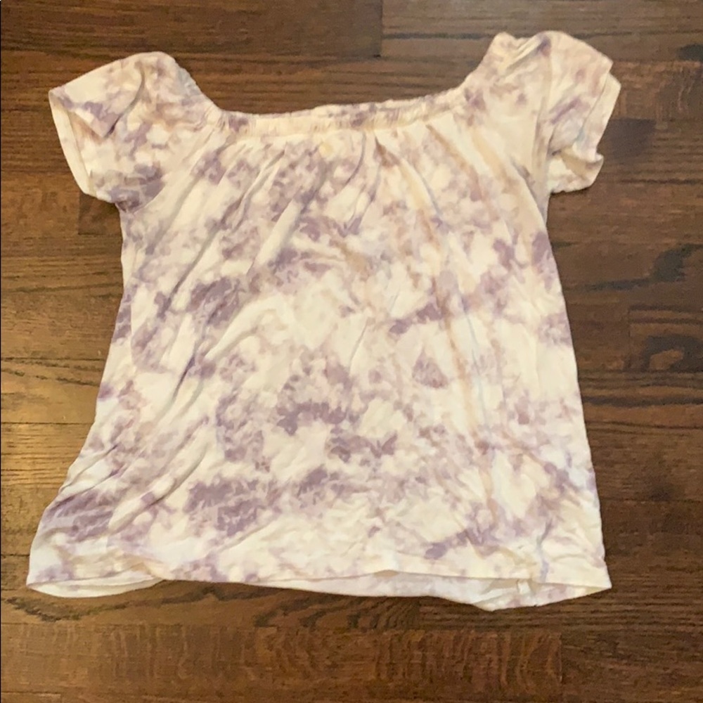 OFF THE SHOULDER HOLLISTER TOP